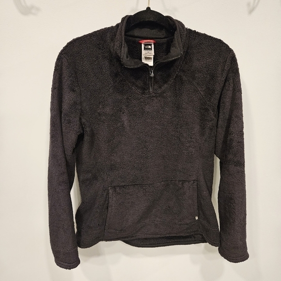 The North Face Tops - The North Face women’s Size Large Black Fuzzy 1/4 Zip Fleece Pullover